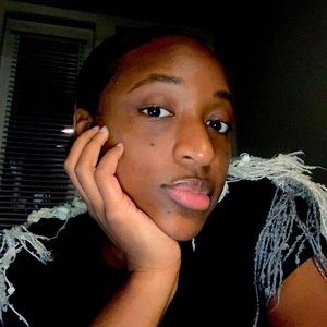 Meet your Posher, Teisa